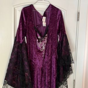Violet vampire costume. Dress